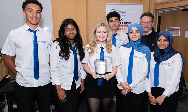 08.05.25Young Enterprise award, Cardiff UniversityPicture by Nick Treharne