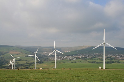First Turbine Erected at Wales’s Largest Onshore Wind Farm