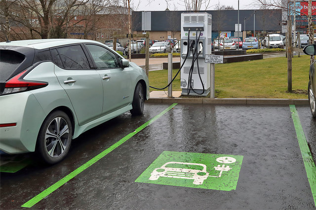 Welsh Councils £450,000 Funding to Install Electric Vehicle Charge Points