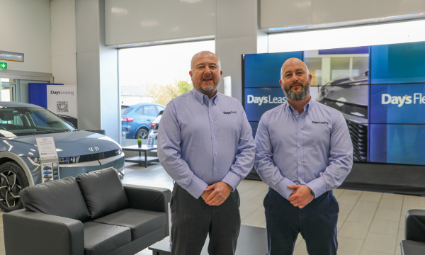 Aled Williams (MD, Day’s Fleet) and Alistair Murray (General Manager, Day’s Leasing)