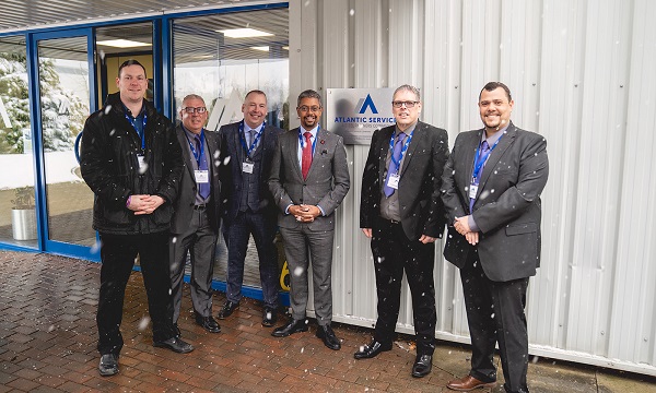 Minister Hails Success of Caerphilly Exporter