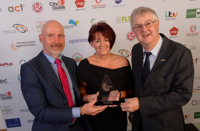 ITV Wales Cymru Makes the Headlines by Winning an Apprenticeship Award