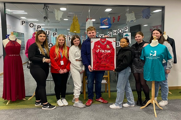 Business Students Raising Cash for Hospice at Wrexham Pop-Up Shop