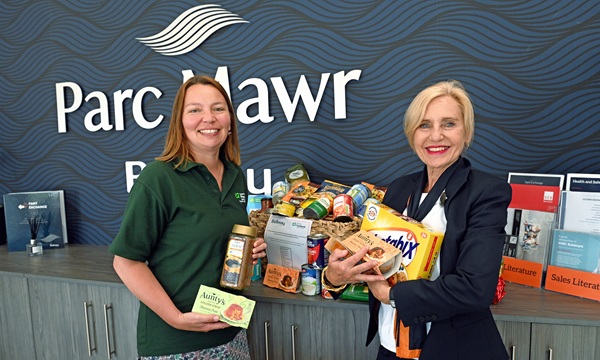 Bellway Wales - Swansea food bank (5)