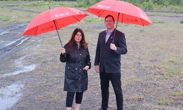 CCR Chief Executive Kellie Beirne and Cllr James Pritchard , Leader of Caerphilly Borough County Council