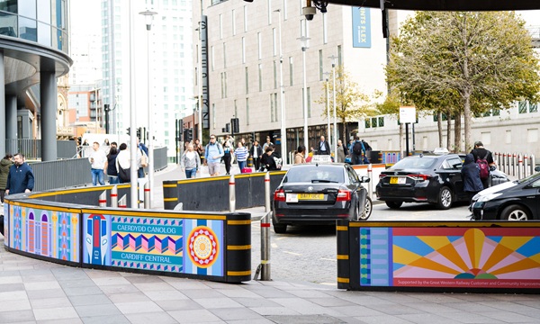 Cardiff central taxi rank