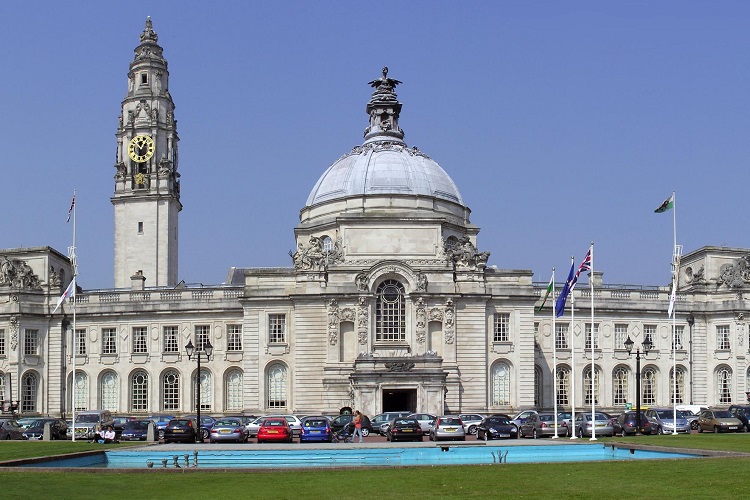 cardiff_city_hall_cropped