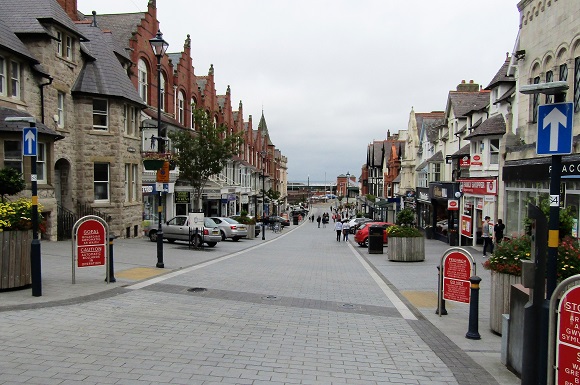 £10k Grants to help Fill empty North Wales High Streets