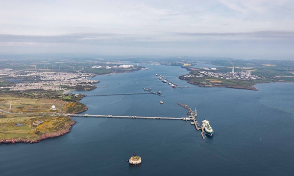 Effective collaboration among Waterway partners enabled the successful arrival of three LNG vessels within just 12 hours.