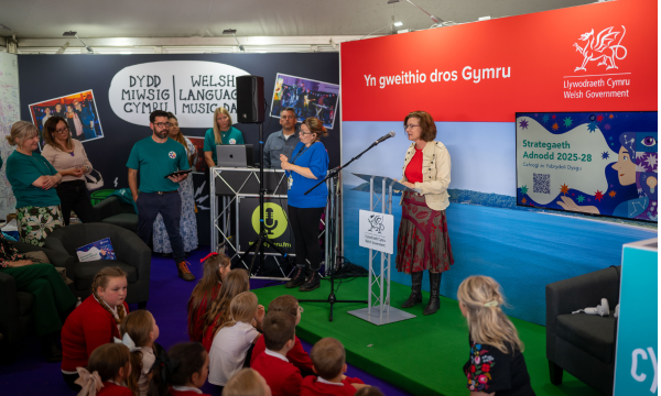 Eluned Morgan, First Minister at the Adnodd launch