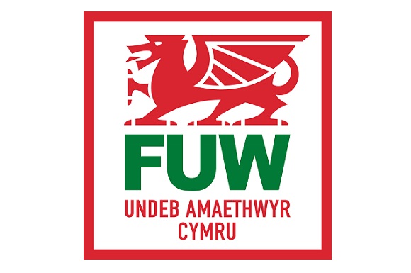 Pembrokeshire Dairy Farmer Recognised with Special Dairy Award by FUW