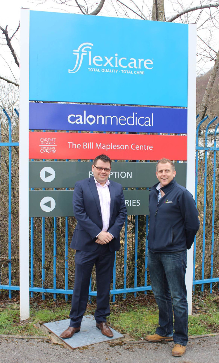 Gareth Davies of Flexicare with Matthew Cole of PS Facilities Management