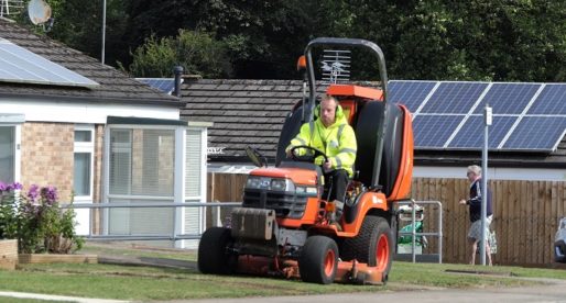 Council’s Grounds Team gets Underway with New Maintenance Contract
