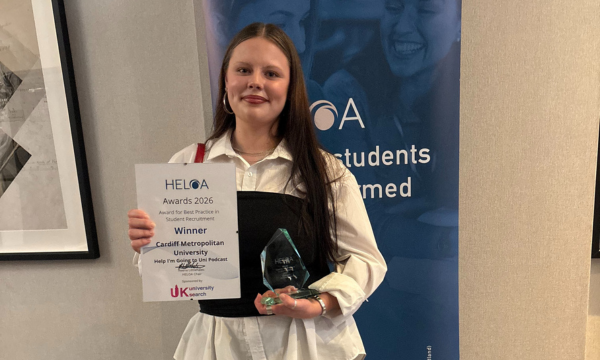 Help! I'm Going to Uni_award win