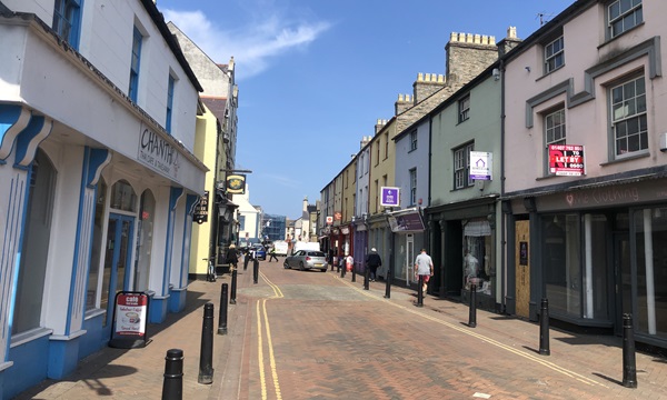 IMG_49691 highstreet holyhead town centre