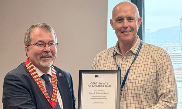 Institute of Explosives Awards Honorary Fellowship to Dr Gareth Collett