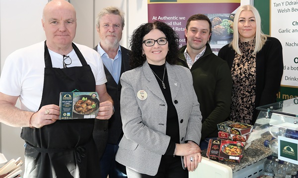 L - R Paul Trotman (The Authentic Curry Company); Jon Treganna (Penderyn - The Welsh Whisky Company Limited); Enfys Fox (Tesco) Gwesyn Davies (Ellis Eggs); Michele Roberts (Edwards The Welsh Butcher - Th