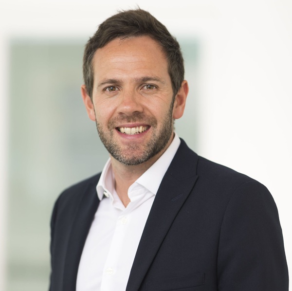 Luke-Takeuchi-pen-profile-scaled Luke-Takeuchi-pen-profile-scaled