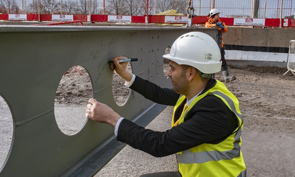 Newport leisure steel signing-23