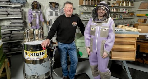 Welsh Beekeeper Launches ‘Virtually Sting-Proof’ Beekeeping Suit
