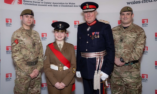 Pic 2 L-Lt Clwyd Awards cadets 2025