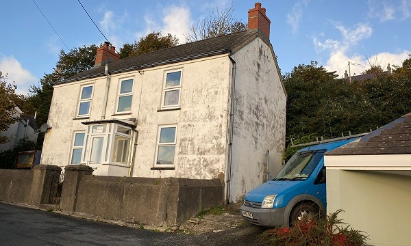 Detached Property with Awesome Fishguard Bay Views at Auction