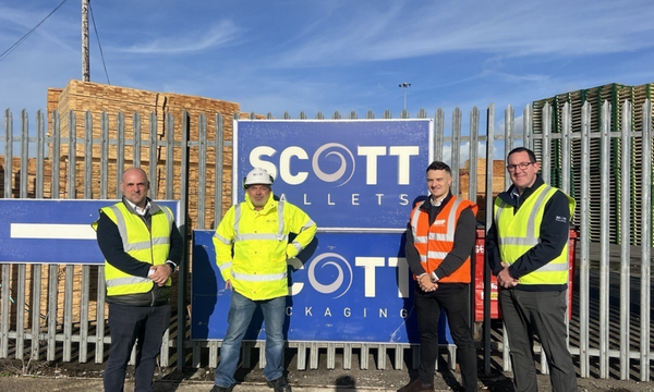 Port of Barry Celebrates New Lease with Scott Pallets