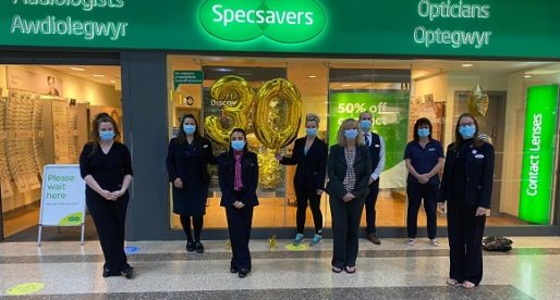 Rhyl Business Owner Celebrates 30 years with Specsavers