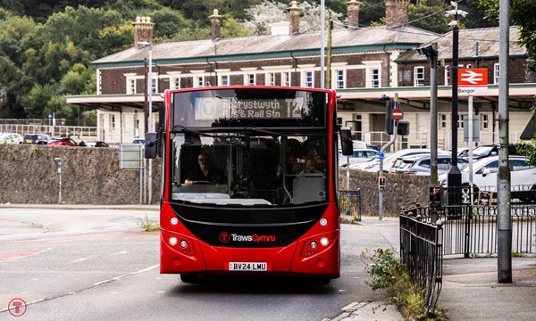 bangor bus transport for wales