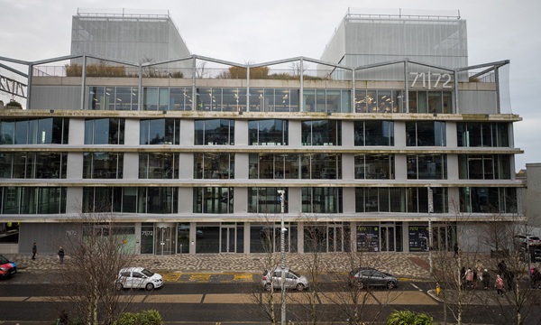 UNP Amazon 47248 Veeqo Swansea 01