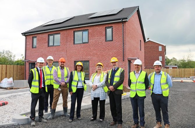 Minister Pays Visit to Innovative Housing Project in Bridgend