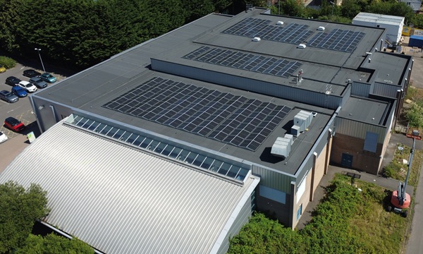 WESTERN LEISURE CENTRE SOLAR credit A Portman Wates Residential