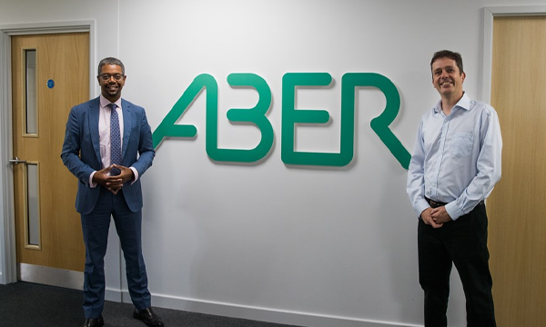 Economy Minister Visits Employee-owned Company ABER Instruments