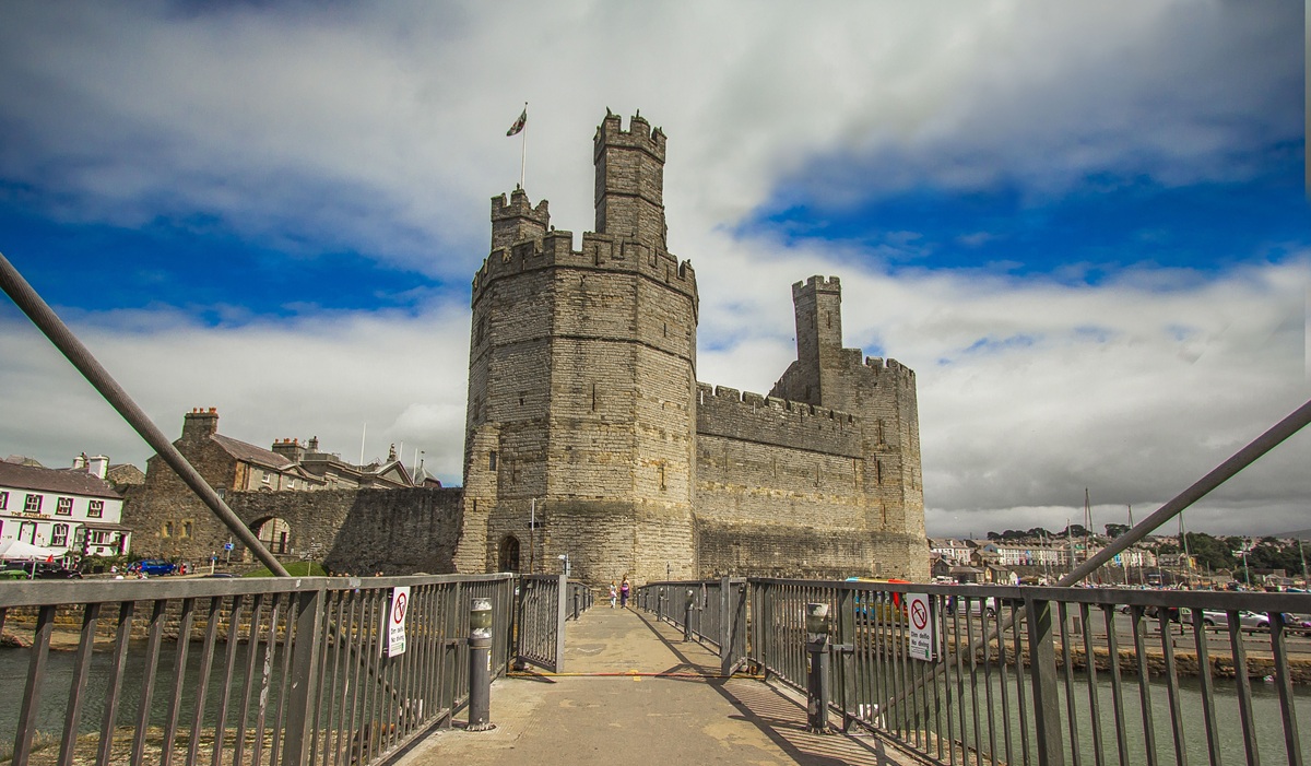 diego_torres-caernarfon-castle-1616159