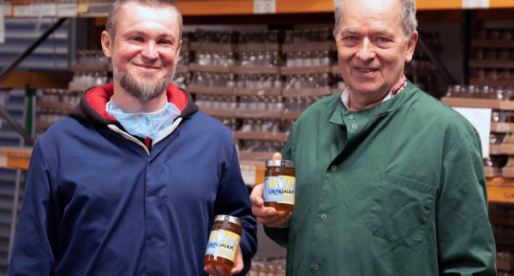 New Honey Cultivates Collaboration Between Wales & Ukraine