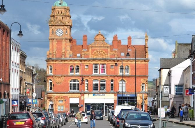 Final Call for Applications to Mid Wales Town Centre Property Fund