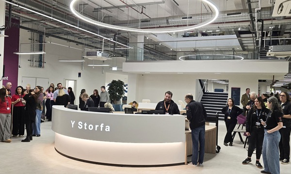 public services hub Y Storfa