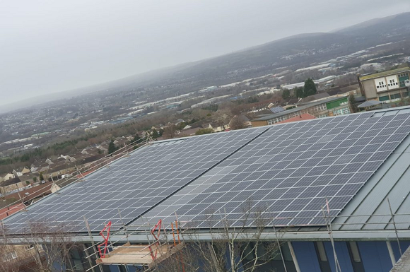 Egni Co-Op Breaks £4m Mark in Solar Share Offer