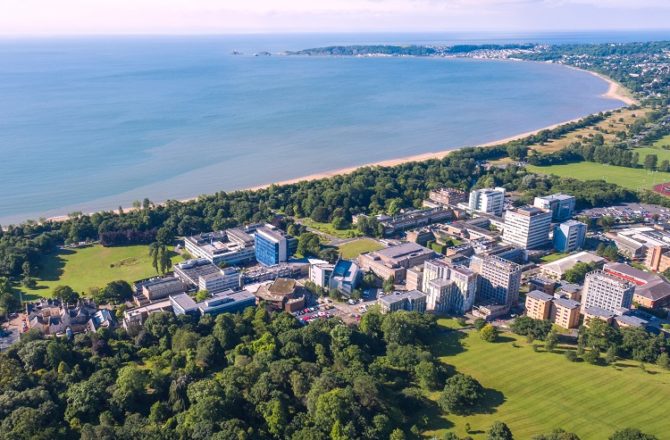 Swansea University Named University of the Year at Student Choice Awards 2019