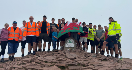 Openreach Volunteers Scale the Three Peaks of Wales Raising £1000 for Air Ambulance